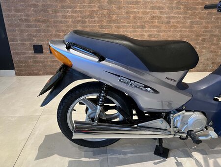 Honda C100 Biz+ 2003