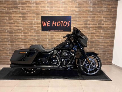 Street Glide 2024