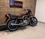 CB 400 1982