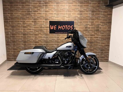 Street Glide 2024