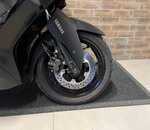 Xmax 250 Conected 2025